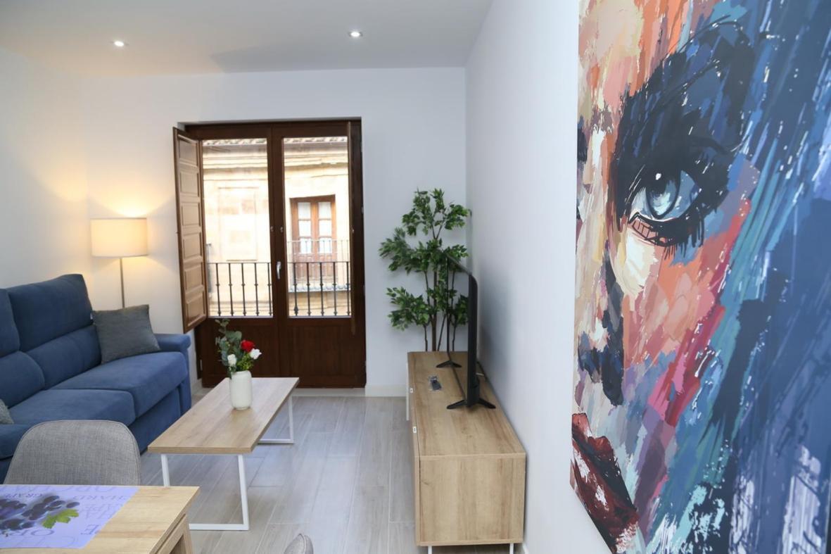 Piso Plaza Mercado 2,3 Apartment *